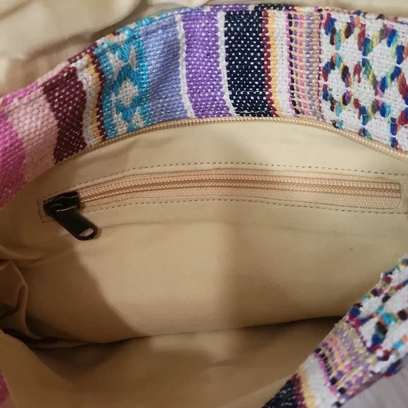 World Market Printed Tassel Fabric Purse - Picture 5 of 5